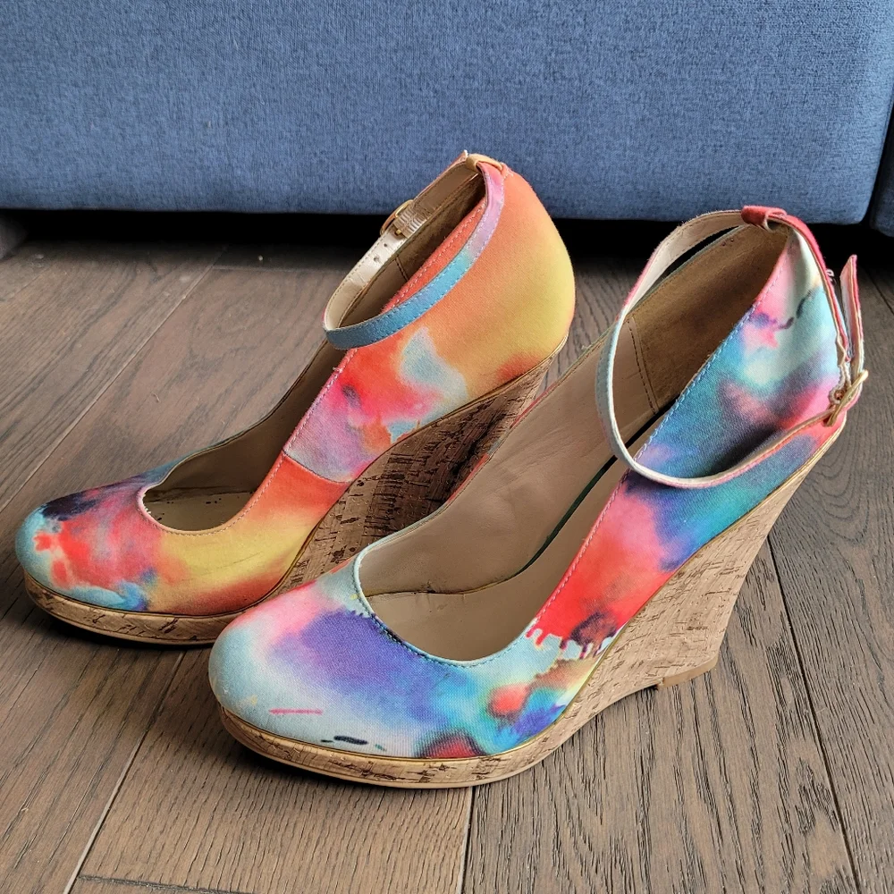 Call it Spring Colorful Wedges - Picture 3 of 3